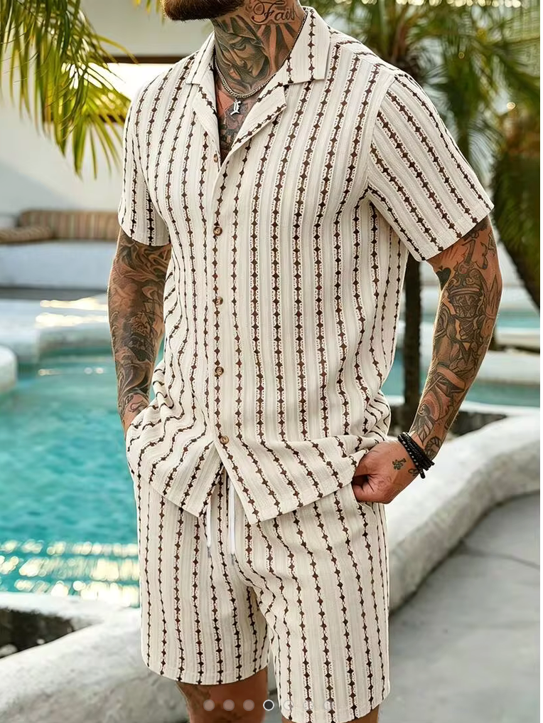 Ensemble homme chemise et short beige à rayures géométriques marron