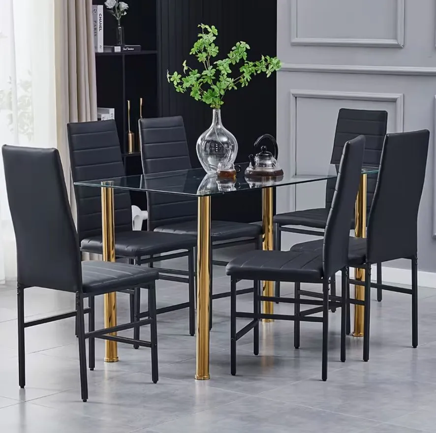 Ensemble de salle à manger moderne avec table en verre trempé et chaises en similicuir noir