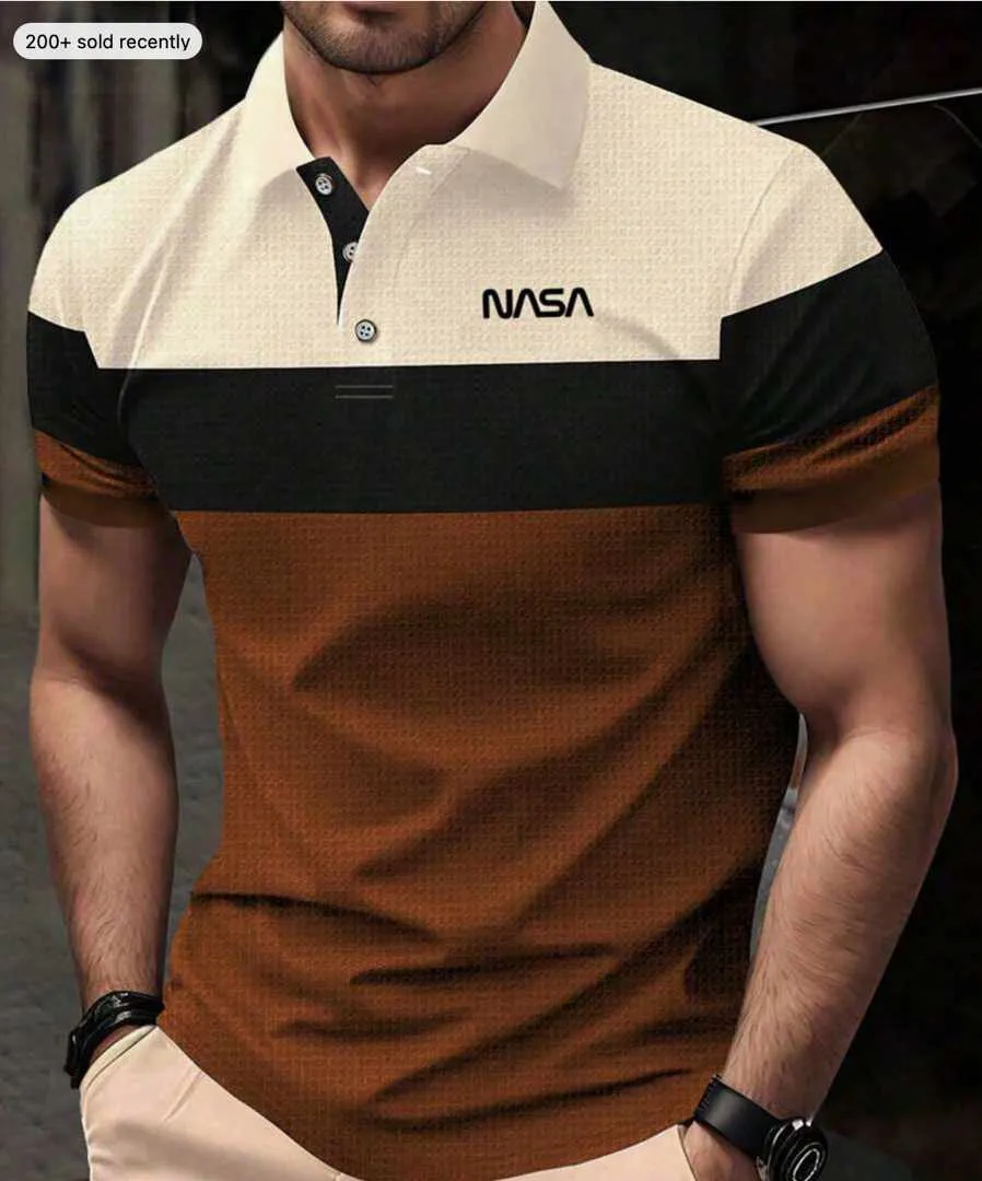 Polo Homme Style "Color-Block" Texture Gaufrée – Édition NASA
